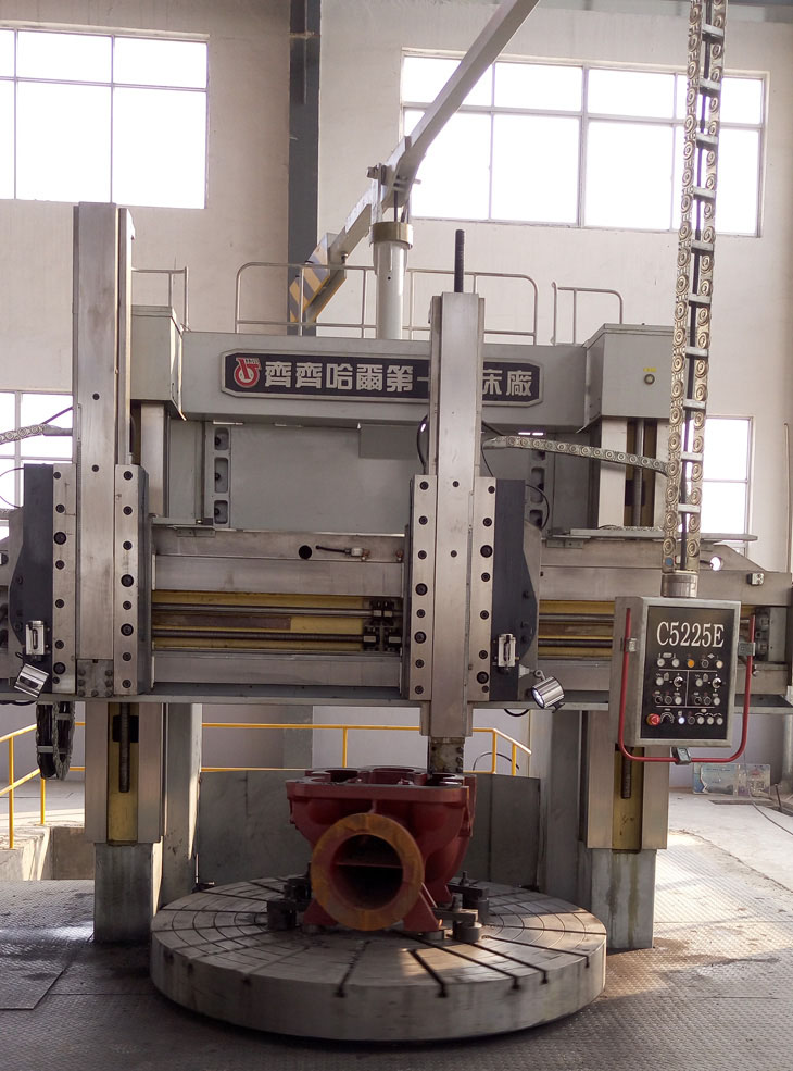 一臺(tái)齊一C5225E ×16/10 雙柱立車(chē)